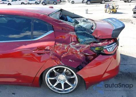 2021 Nissan Sentra Sv Xtronic Cvt z USA, uszkodzony, nr VIN 3N1AB8CV3MY268642